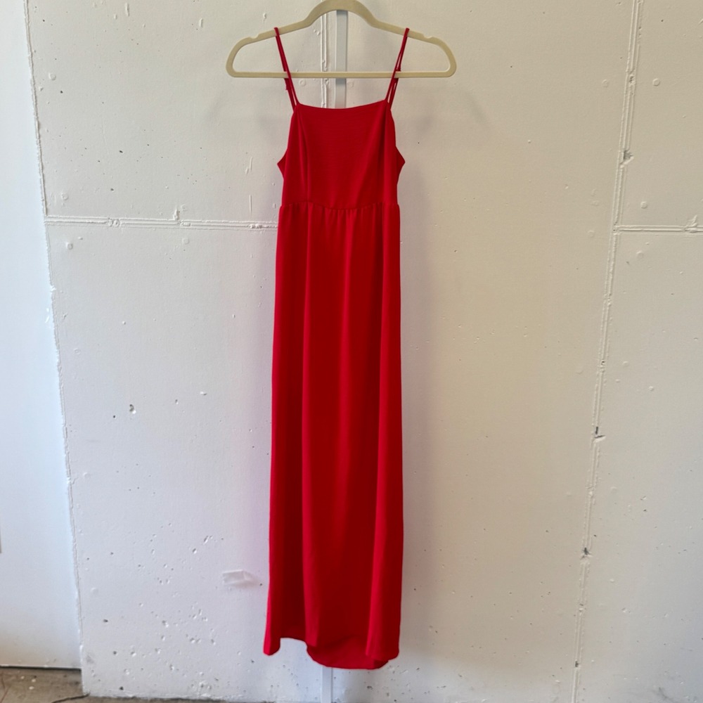 Monteau Los Angeles Red Maxi Dress XS Spaghetti Strap Cutout Back Smocked